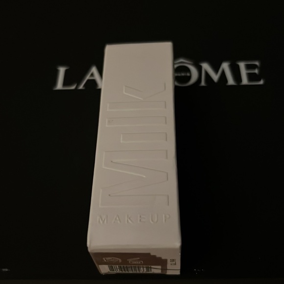 Milk Make up flex foundation stick - Picture 3 of 5